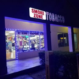 Front View of Smoke Zone Smoke Shop.