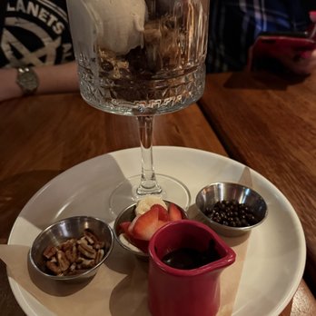 North Italia - Brookie Sundae - Pizza Near Me - Irvine, California North Italia - Brookie Sundae - Pizza Near Me - Irvine, California