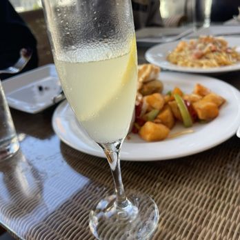 Perch - French 75 - Lounges Near Me - Los Angeles, California