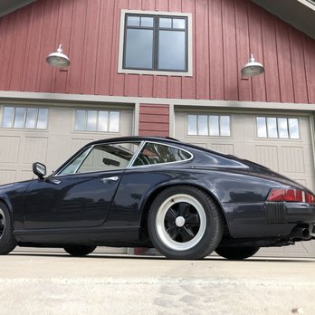 Psychotic Air - Fully restored 1975 Porsche 911 - Body Shops Near Me - Batavia, Illinois