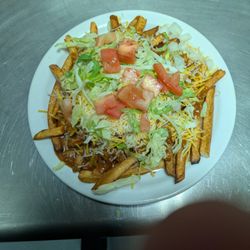 Dusty's - Hand cut chile cheese fries