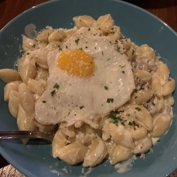 Peckish Pig - Shredded Duck Mac and Cheese - Breakfast & Brunch Near Me - Evanston, Illinois Peckish Pig - Shredded Duck Mac and Cheese - Breakfast & Brunch Near Me - Evanston, Illinois
