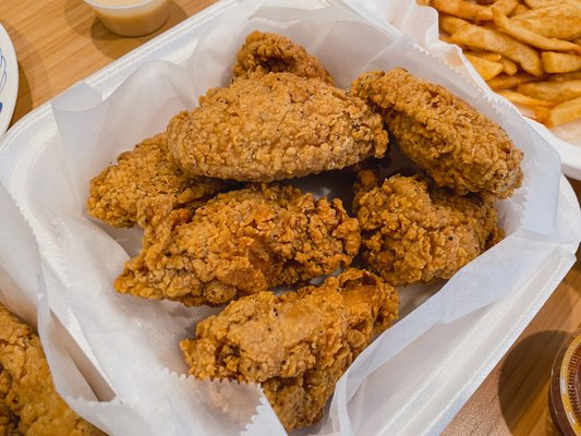 Chicken Lit Tenders & Wings by null