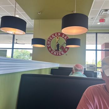 Chicken Salad Chick - Inside - Southern Near Me - Southlake, Texas Chicken Salad Chick - Inside - Southern Near Me - Southlake, Texas
