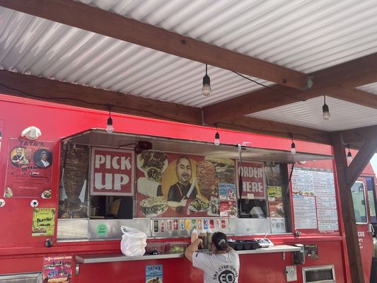 Tata’s Tacos y Tortas by null