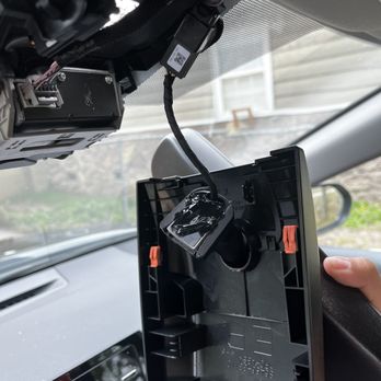 Sinaloa Auto Glass - Mirror cracked - Auto Glass Services Near Me - Bellflower, California