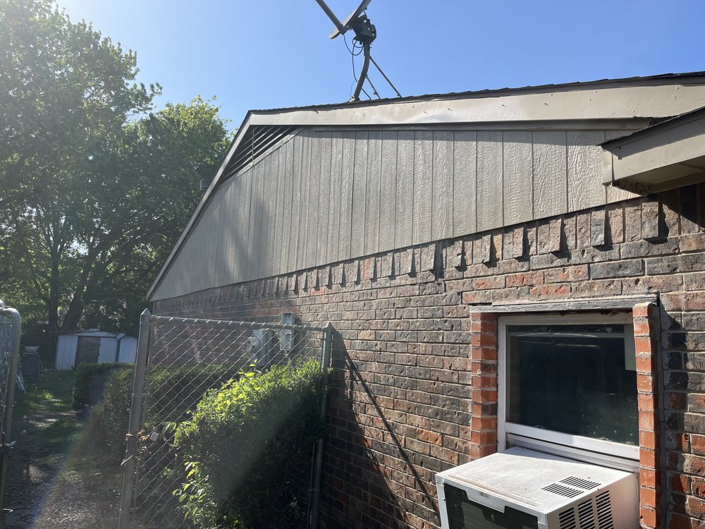 Slide of J & N Texa Roof