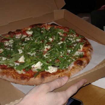 Mama Napoli Pizza - Topped with arugula - Food Trucks Near Me Mama Napoli Pizza - Topped with arugula - Food Trucks Near Me