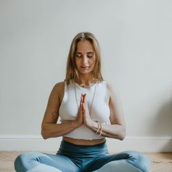 Body Bliss - Energy healing  and EFT tapping remove negative thoughts, feelings and emotions that weigh you down.