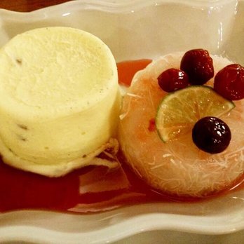 Hatam Restaurant - Makhlot: Persian ice cream and Faloodeh combo. - Persian/Iranian Near Me - Anaheim, California Hatam Restaurant - Makhlot: Persian ice cream and Faloodeh combo. - Persian/Iranian Near Me - Anaheim, California