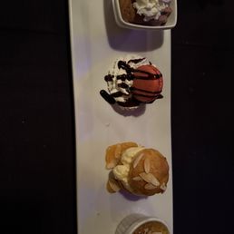 Dessert sampler