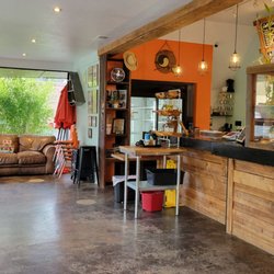 Happy Sparrow Cafe