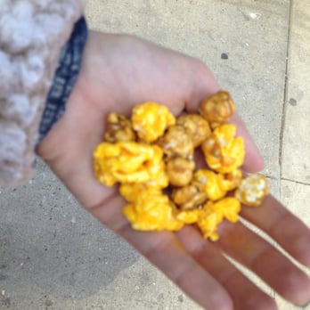 Garrett Popcorn Shops - Chicago mix!! Cheese and caramel. Flavor extravaganza! Some of the best cheese popcorn I ever tasted* - Popcorn Shops Near Me - Chicago, Illinois Garrett Popcorn Shops - Chicago mix!! Cheese and caramel. Flavor extravaganza! Some of the best cheese popcorn I ever tasted* - Popcorn Shops Near Me - Chicago, Illinois