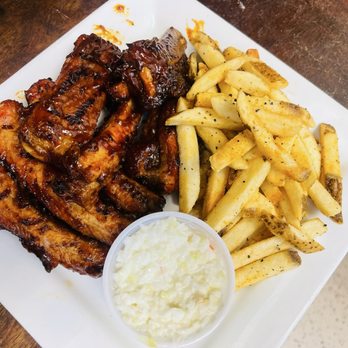 Vickers Lakeside Tavern - BBQ smoked Ribs - Bars Near Me - Vicksburg, Michigan Vickers Lakeside Tavern - BBQ smoked Ribs - Bars Near Me - Vicksburg, Michigan