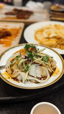 Xin Jiang Restaurant/Halal西域食府.清真 by null