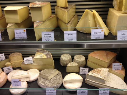 Au Petit Fromager by null