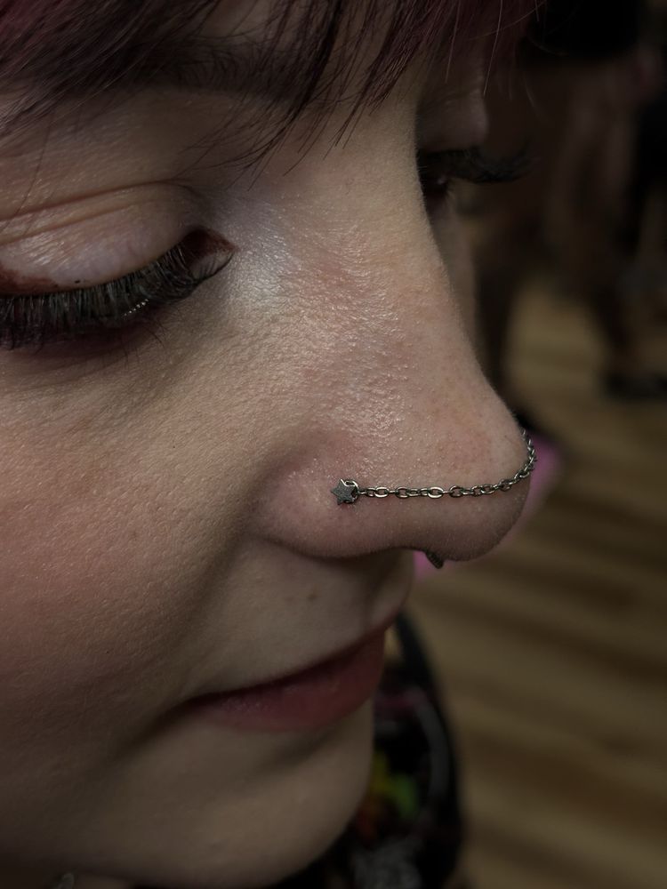 Pouty Piercings Logo