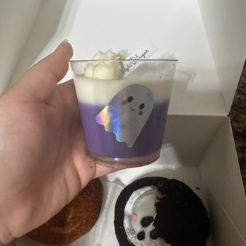Light on the Sugar - Ube panna cotta - Bakeries Near Me - Winter Park, Florida