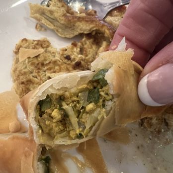 OMG Nafisa's Kitchen - Chicken Samosa (4 PCs) - Pakistani Near Me - Morton Grove, Illinois