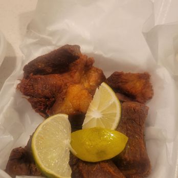 El Puerto Restaurant - Chicharron. - Salvadoran Near Me - Whitehall, Ohio El Puerto Restaurant - Chicharron. - Salvadoran Near Me - Whitehall, Ohio