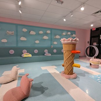 Kitty Bubble Cafe & Bar - The cat lounge - Cafes Near Me - Columbus, Ohio Kitty Bubble Cafe & Bar - The cat lounge - Cafes Near Me - Columbus, Ohio