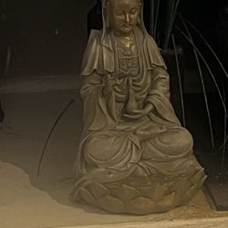 Hanusa Massage & Muscular Therapy - Peace, Love and Light.
