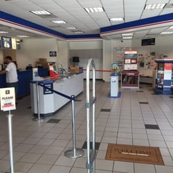 US Post Office - Not a single person in line