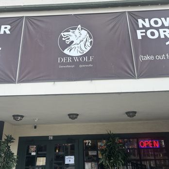 Der Wolf - Beer Bar Near Me - Pasadena, California