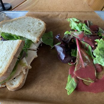 Blackberry Market - Chicken avocado sandwich - Cafes Near Me - Glen Ellyn, Illinois