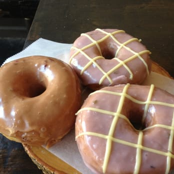 Dun-Well Doughnuts - Lavender/Lemon, and Blackberry Coffee! - Donuts Near Me - Brooklyn, New York