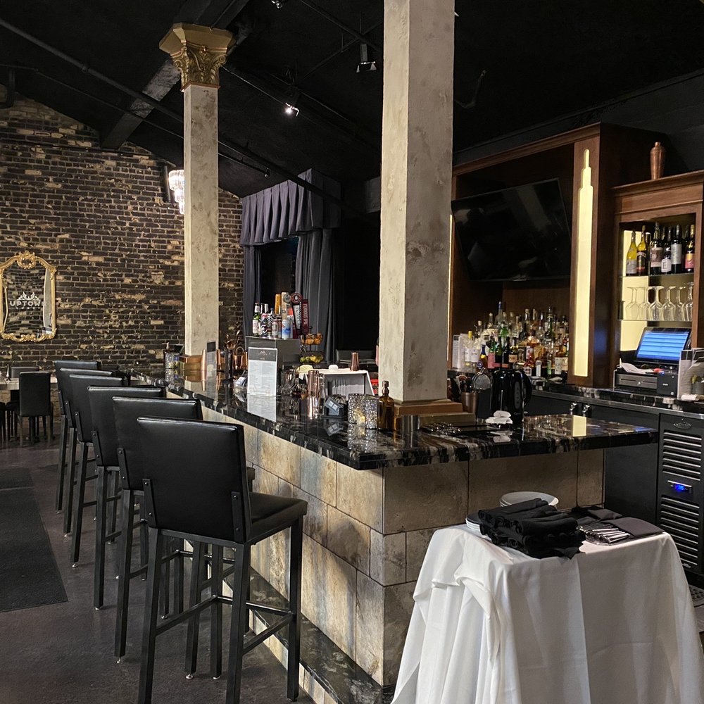 Uptown Lobby - Bar area - Spanish Near Me - Minneapolis, Minnesota Uptown Lobby - Bar area - Spanish Near Me - Minneapolis, Minnesota
