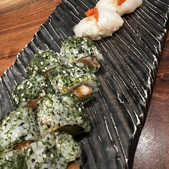 EBESU Robata & Sushi - Crunchy Spicy Salmon Roll and hotate nigiri - Sushi Bars Near Me - Plano, Texas