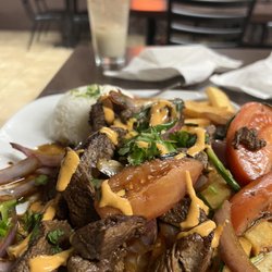 Salt & Pepper - Lomo Saltado