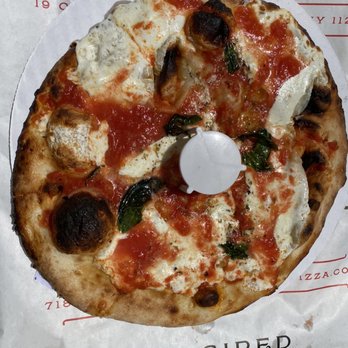 Juliana's - Margherita - Pizza Near Me - Brooklyn, New York