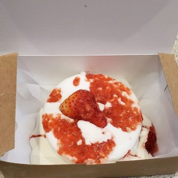 Feng Cha Teahouse - Strawberry Princess cake - Desserts Near Me - Newark, California Feng Cha Teahouse - Strawberry Princess cake - Desserts Near Me - Newark, California