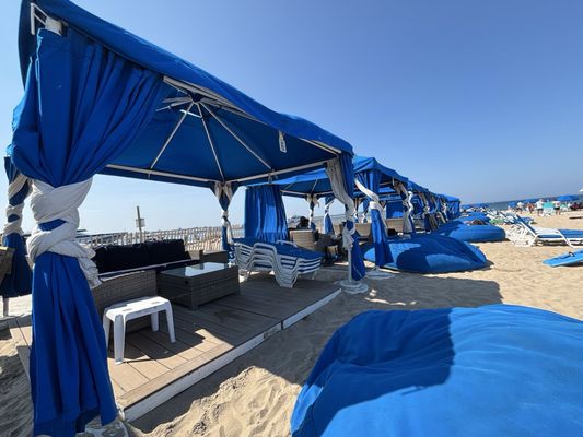 Ballard's Beach Resort by null