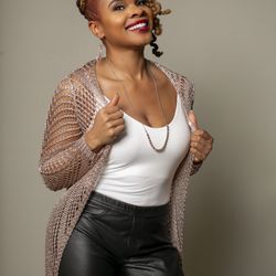 Keston Duke Photography - headshots,portrait photography, headshot photography, business headshots, linkedin, personal branding photography studio