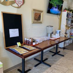Vegan Banh Mi Loving Hut - Inside