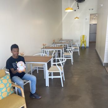 Happy Lemon - Dining area. - Bubble Tea Near Me - Carrollton, Texas Happy Lemon - Dining area. - Bubble Tea Near Me - Carrollton, Texas