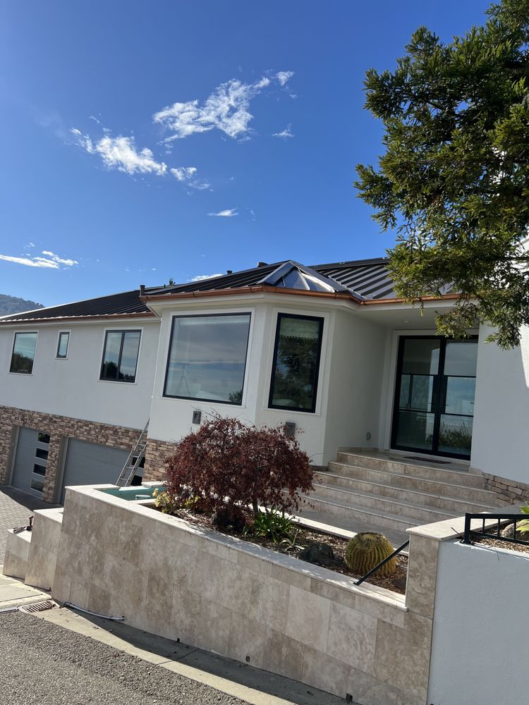 Slide of Nick’s Roofing