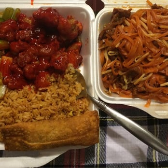 Hong Kong Gourmet - Combo 6 (sweet and sour chicken, beef with vegetables, fried rice and egg roll) 7.75 also beef pad Thai 6.75 - Chinese Near Me - Etobicoke, Ontario Hong Kong Gourmet - Combo 6 (sweet and sour chicken, beef with vegetables, fried rice and egg roll) 7.75 also beef pad Thai 6.75 - Chinese Near Me - Etobicoke, Ontario