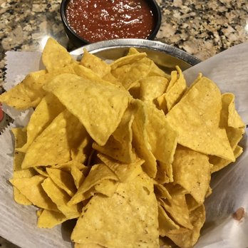 Vida mexicana - Chips & Salsa - Mexican Near Me - Hingham, Massachusetts