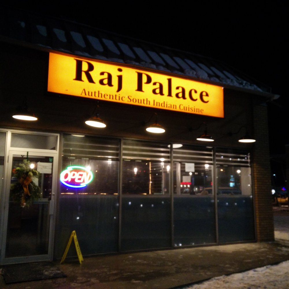 the outside of the restaurant