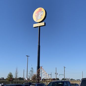 Buc-ee’s - Gas Stations Near Me - Fort Valley, Georgia