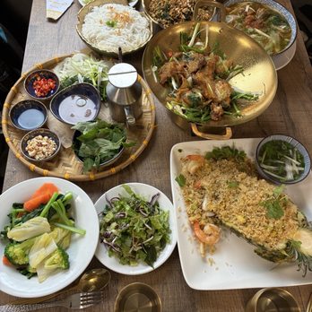 Pho Golden Star - Clams, Hai Phong-style Fish Noodle Soup, Hanoi-Style Grilled Turmeric Fish, Pineapple Seafood Fried Rice, side veggies and herbs - Vietnamese Near Me - Toronto, Ontario