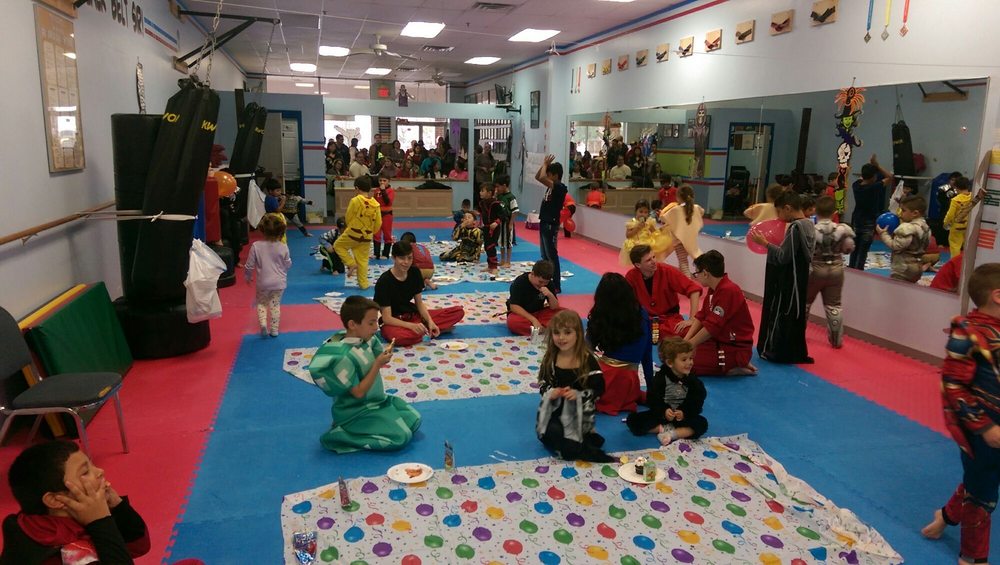 U S Tae Kwon DO Center Logo