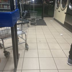 King Laundromat - Just filthy trash in the dryers and washers