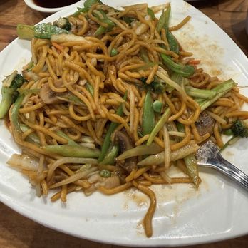 East Hana Metuchen - Lo Mein - Sushi Bars Near Me - Metuchen, New Jersey East Hana Metuchen - Lo Mein - Sushi Bars Near Me - Metuchen, New Jersey
