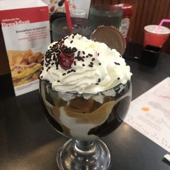 Friendly's - Reese's peanut butter cup sundae. - Ice Cream & Frozen Yogurt Near Me - Clifton Park, New York Friendly's - Reese's peanut butter cup sundae. - Ice Cream & Frozen Yogurt Near Me - Clifton Park, New York