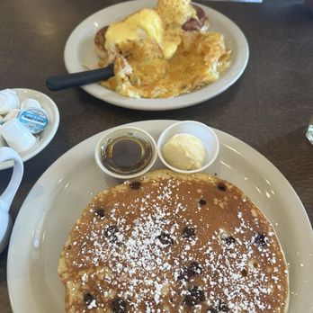Bill's Cafe - Ashlyn's Chocolate Chip Cakes** and Eggs Benedict** - Breakfast & Brunch Near Me - San Jose, California Bill's Cafe - Ashlyn's Chocolate Chip Cakes** and Eggs Benedict** - Breakfast & Brunch Near Me - San Jose, California